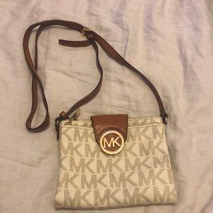 Michael Kors crossbody purse